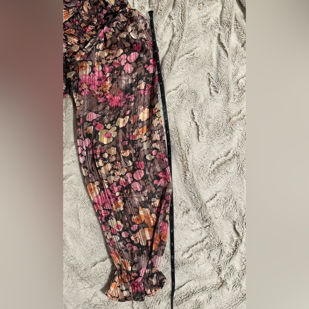 Umgee Women's Floral Ruffle Top - Picture 8 of 8